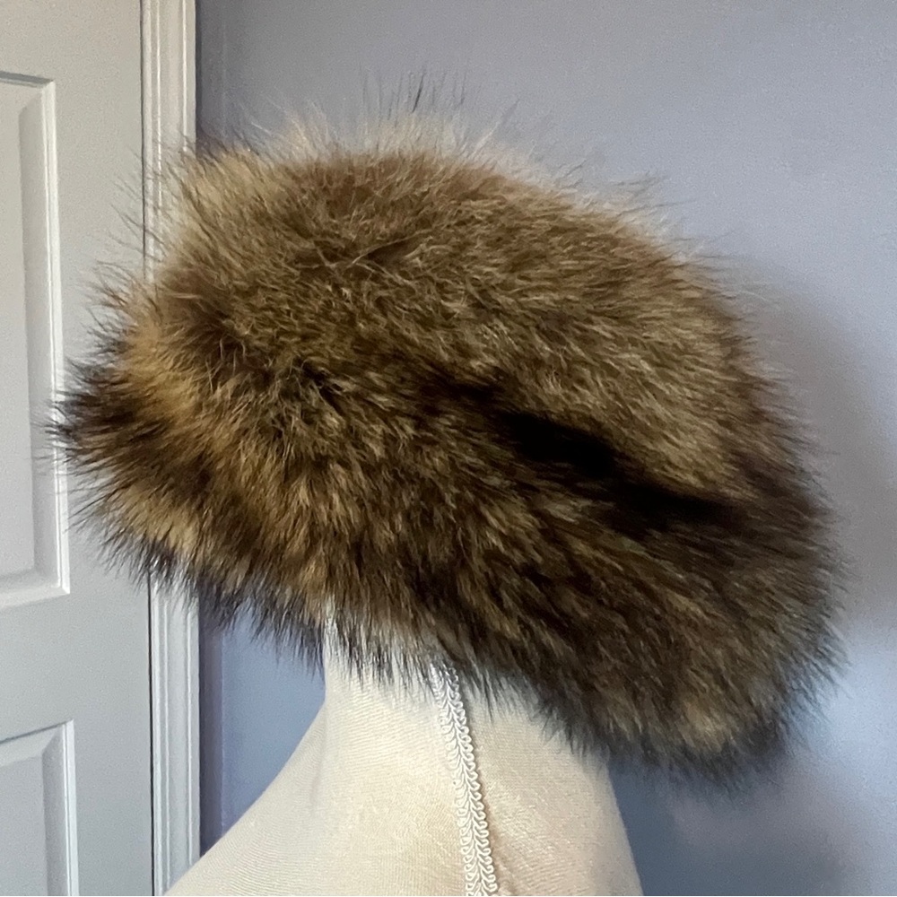 Vintage Russian-Style Fur Hat - Picture 3 of 9